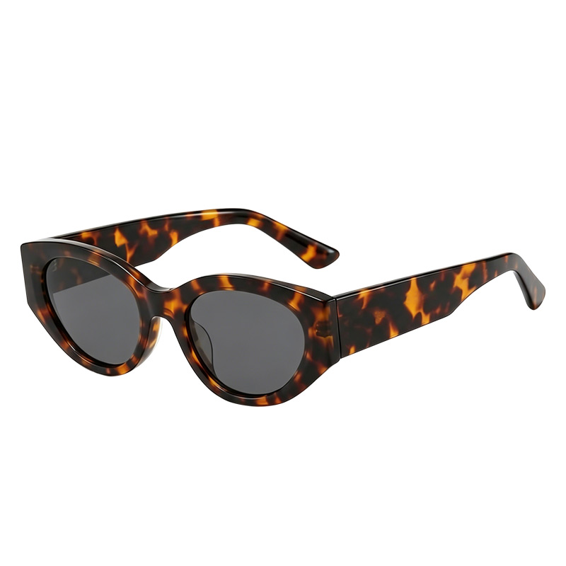 Kacamata Hitam Terpolarisasi M - Streetwear Brand With Eye ulasan dan harga